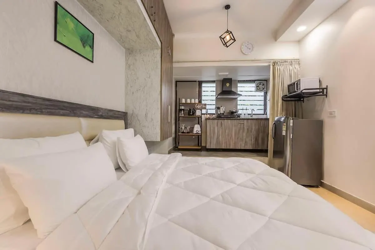 Green Retreat Apartments With Garden Γκουργκάον Ινδία