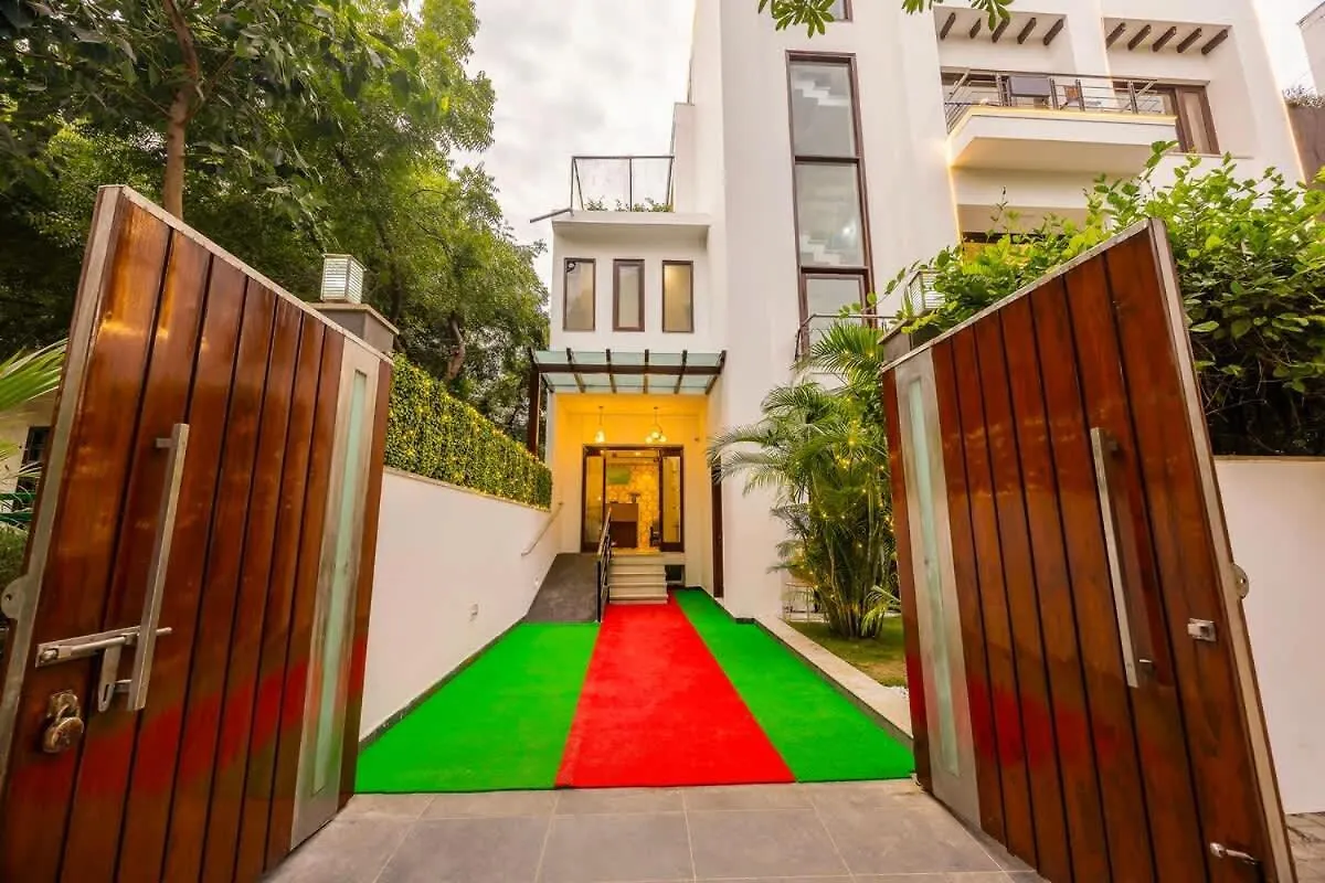 Green Retreat Apartments With Garden Γκουργκάον 0*,  Ινδία
